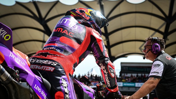 MotoGP Malezja: Bagnaia wygrywa trening i wyprzedza Jorge Martina