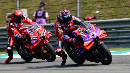 Francesco Bagnaia vince l'emozionante Gran Premio della Malesia, avvicinandosi a Jorge Martin