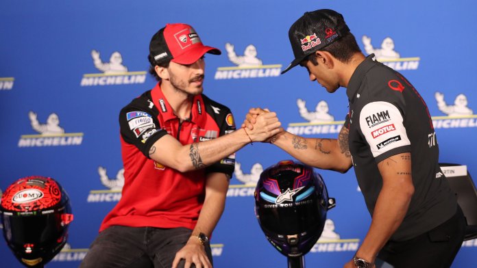 Francesco Bagnaia a Jorge Martin si myslí, že není třeba soupeřit mimo dráhu