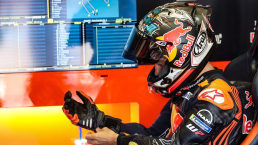 Dani Pedrosa amplía su contrato con Red Bull KTM como piloto probador
