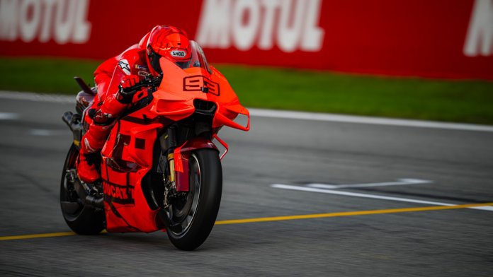 Marc Marquez uspěl v prvním továrním testu Ducati: "Pohodlný a klidný"