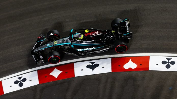 Lewis Hamilton führt das zweite Training in Las Vegas nach kurzer roter Flagge an